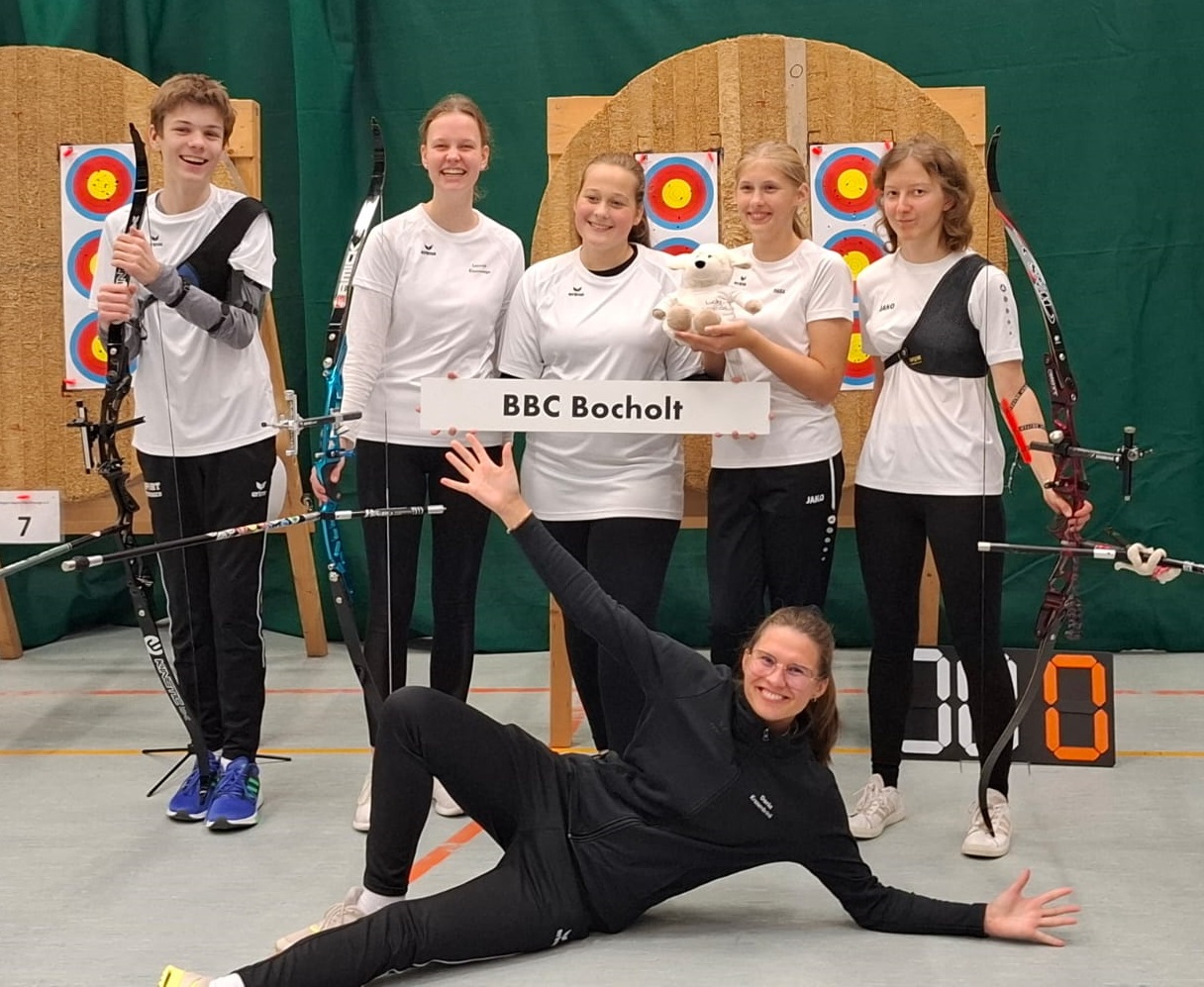 Mannschaft mit Trainer kl