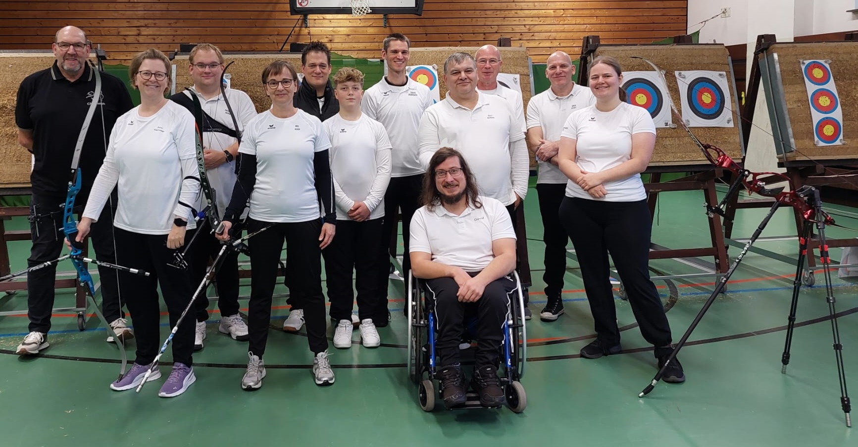 Gruppe Erwachsene 2 kl 2